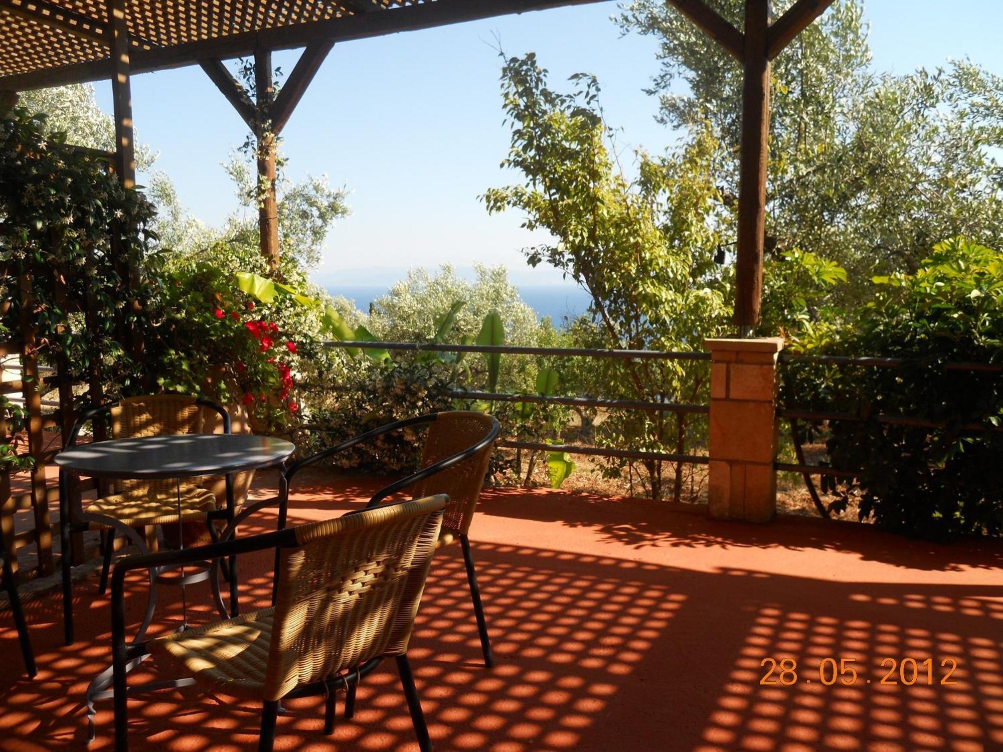 Delfinia Apartamento Vlachata Exterior foto