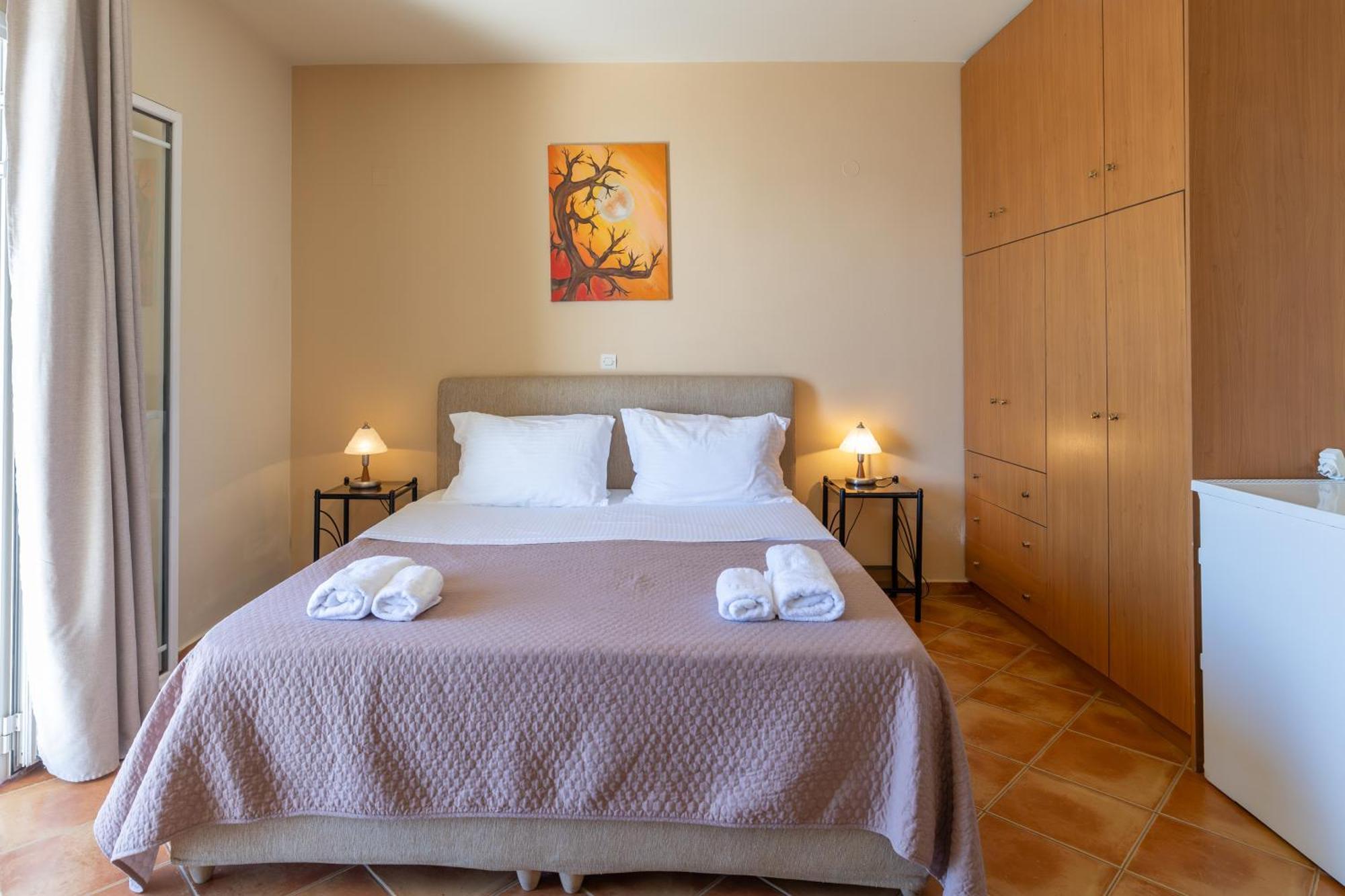 Delfinia Apartamento Vlachata Exterior foto
