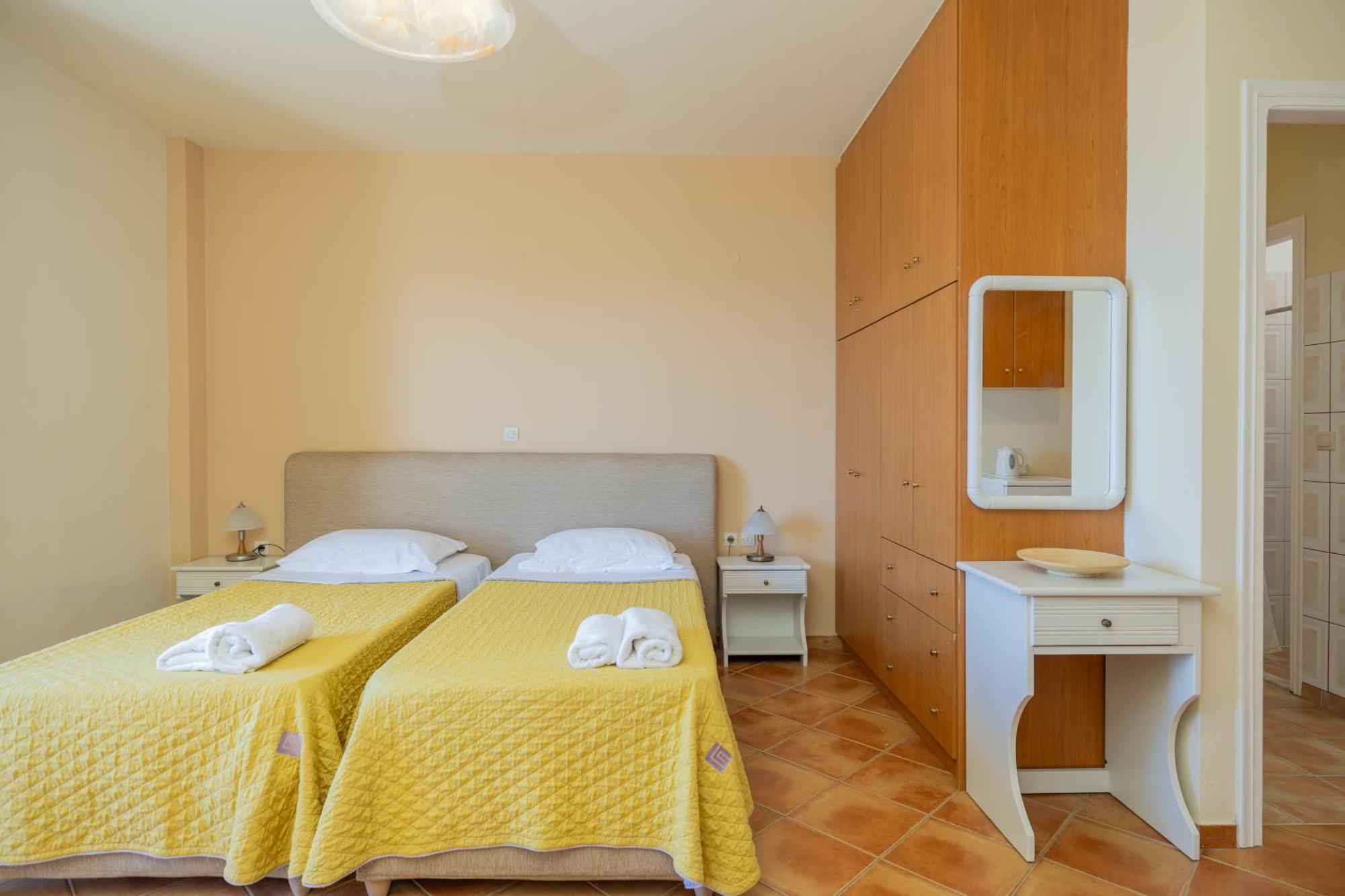 Delfinia Apartamento Vlachata Exterior foto